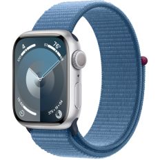 Apple Watch Series 9, 41 мм, корпус из алюминия серебристого цвета, нейлоновый ремешок цвета «ледяной синий»